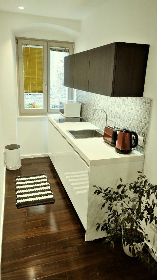 Studio Apartment Offside Split Exterior foto